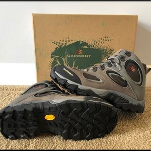 Men’s hiking boots